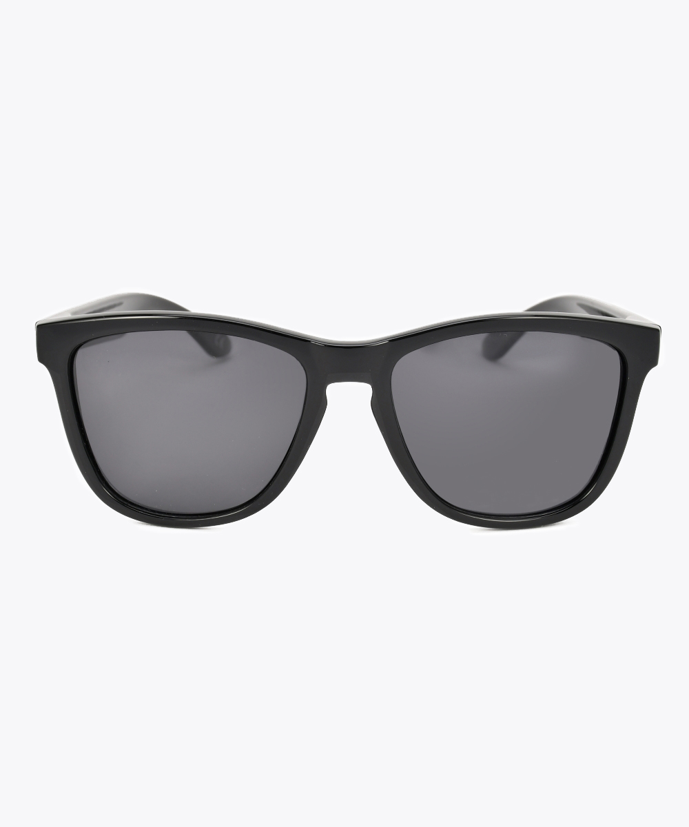 Taiga Classic чёрные солнцезащитные очки