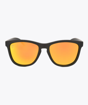 солнцезащитные очки с оранжевыми линзами