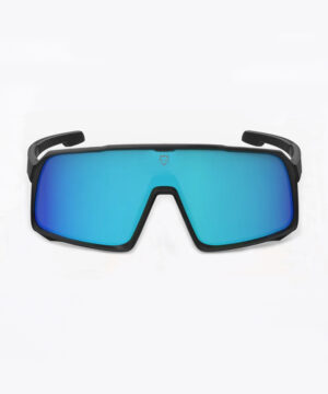 Спортивные очки в черной оправе с синими линзами